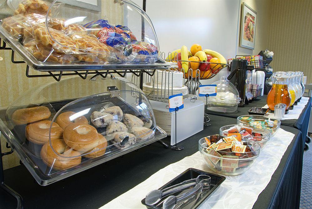 Comfort Inn Thetford Mines Restaurant bilde